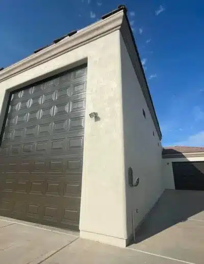 exterior painting white